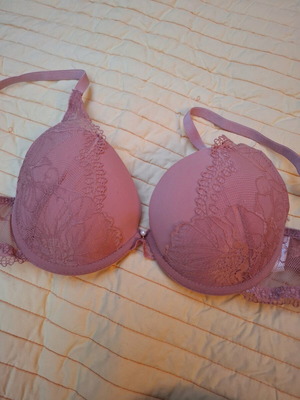 Sinsay bras 3 pieces 75C like new