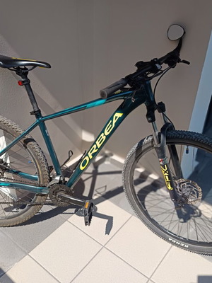 Orbea MX 29" mountain bike with hydraulic disc brakes