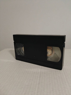 The Woman in Red VHS used, subtitles