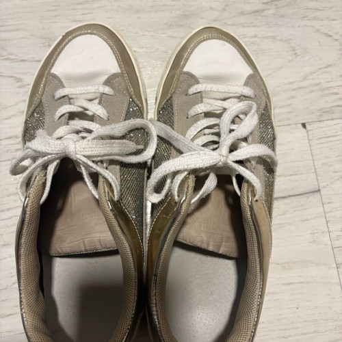 Rococo women's sneaker in good condition, size 39, white and gold