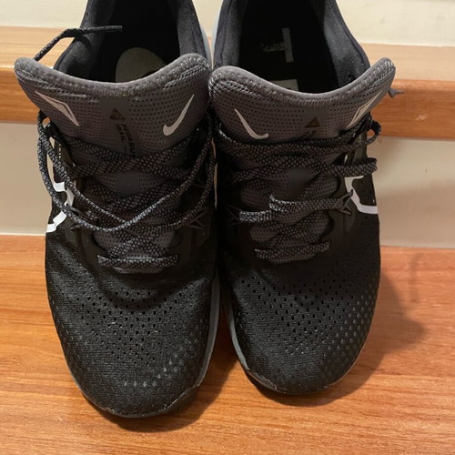 Nike trail running shoes size 44.5 like new, black and white