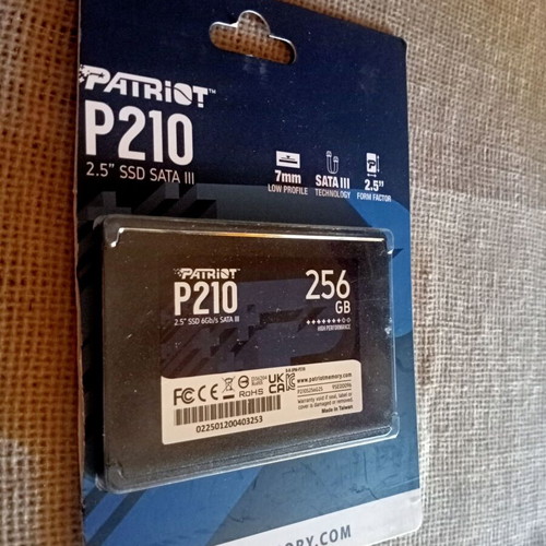 Patriot P210 SSD 256GB 2.5" Sata 3 new, opened packaging