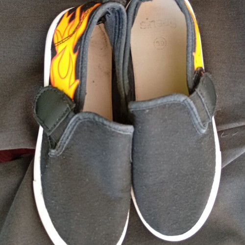 Black canvas shoes with flame design size 30 like new