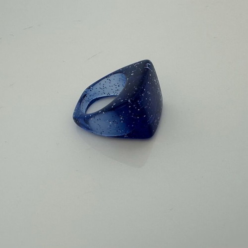 Acrylic ring new blue, suitable for the beach