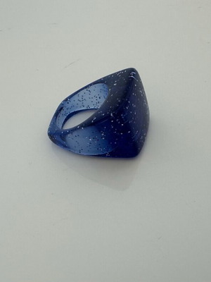 Acrylic ring new blue, suitable for the beach