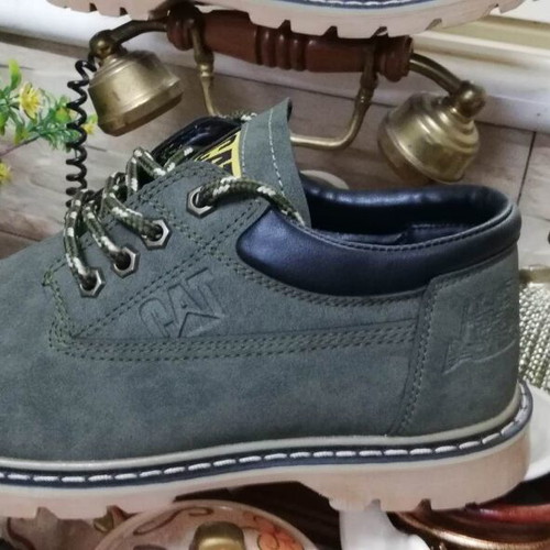 Shoe model 2026 size 42 new