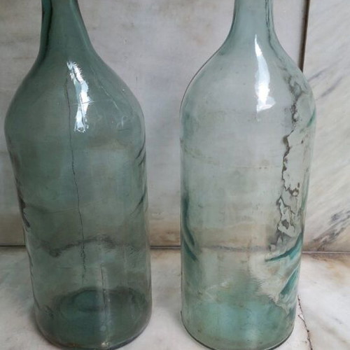 Glass demijohns 10 liters like new, set of 2