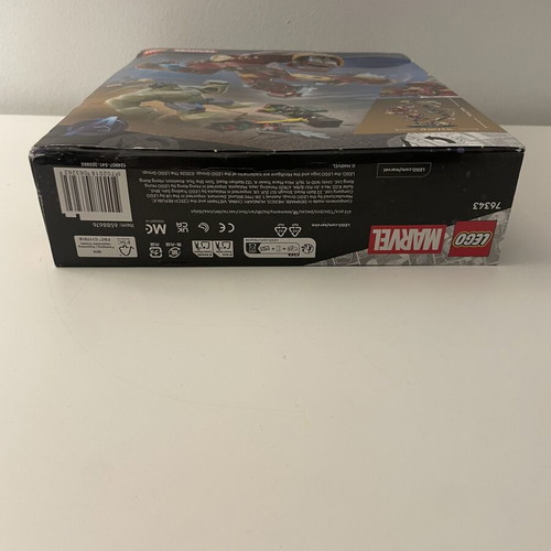 Lego Marvel 76343 Epic Battle set