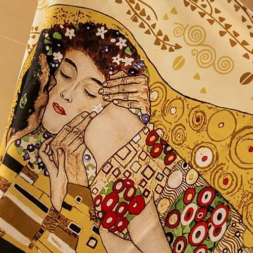 Towel with The Kiss artwork by Gustav Klimt in cream color new