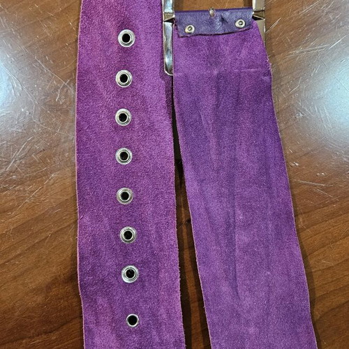Vintage belt with large buckle like new, size 90, purple