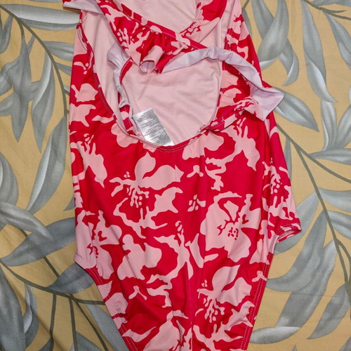 Minerva girls' swimsuit like new, size 140 cm