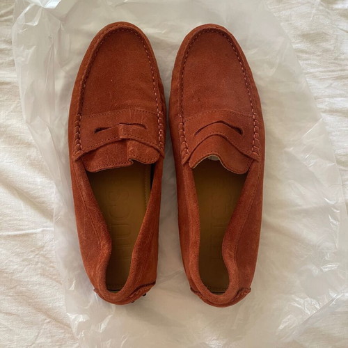 Hugs & Co men's castor moccasins used, UK size 9, orange
