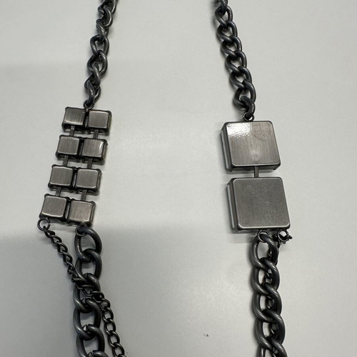 Women's charcoal necklace with large rhinestones and double chain