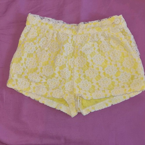 Pack of 3 shorts 18 months lapin house, mini raxevski, zara baby like new
