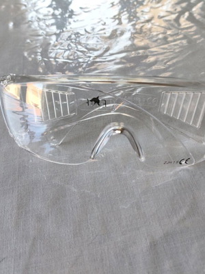 Transparent safety glasses new