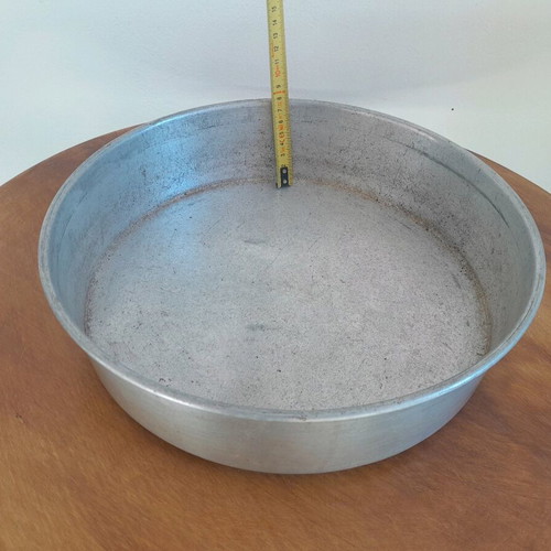 Round aluminum baking pans used, set of 2, 28cm and 32cm