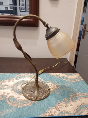 Vintage Art Nouveau table lamp brass with heavy blown glass like new