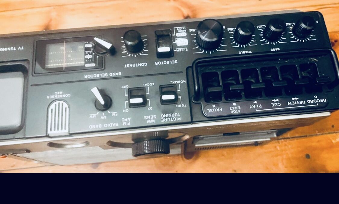 JVC radio cassette television 1971… - € 100,00 - Vendora.cy