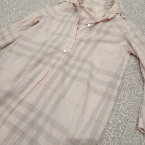Burberry shirt like new, thin, multicolor, size XS