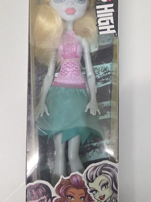 Monster High Cheerleader Lagoona Blue doll like new
