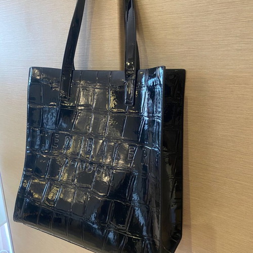 Ted Baker shoulder bag like new, black