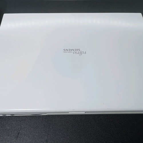 Fujitsu Siemens Amilo laptop used without power adapter