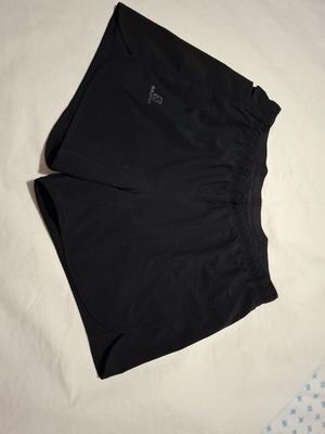 Salomon woman running shorts, black, size S