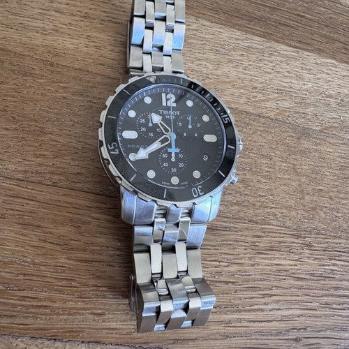 Tissot Seastar 1000 wristwatch like new, silver stainless steel