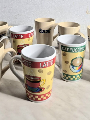 Set of 10 new mugs in box