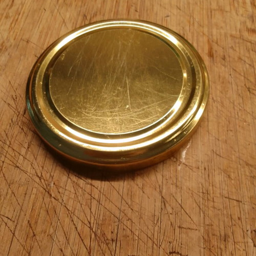 Jar lids pack of 25 for 1 kilo jars, like new, gold red white black