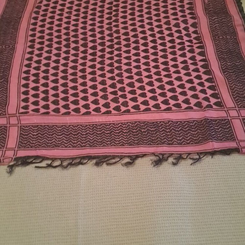 Square summer scarf with heart patterns pink black, like new