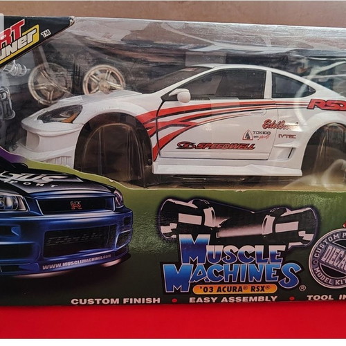 Muscle Machines 1:18 2002 Acura RSX model California Tune It