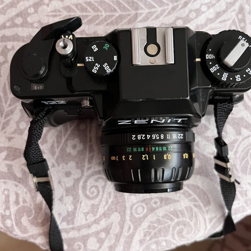 Zenit 122 Vintage Camera Set like new with Lens, Flash, and Bag