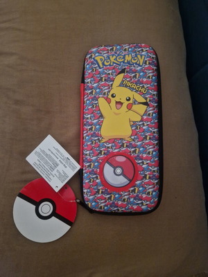 Nintendo Switch case like new with Pokémon design