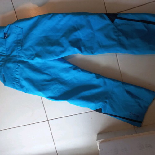 Ski pants waterproof blue with black details size 152 like new