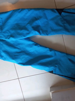 Ski pants waterproof blue with black details size 152 like new