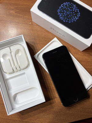 iPhone 6 32 GB Space Grey used, broken screen and faulty button
