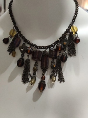 Vintage necklace like new with tag