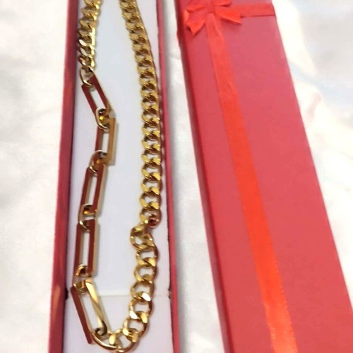 Geometric stainless steel chain new, gold color
