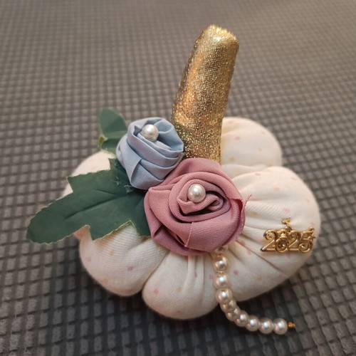 Gouria pumpkins with handmade flowers and pearls new