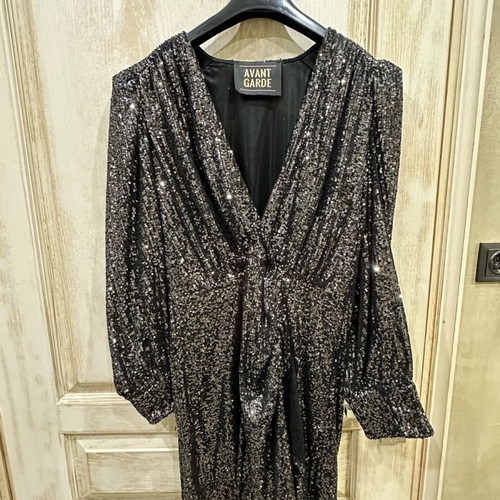 Avant Garde dress black new, size M