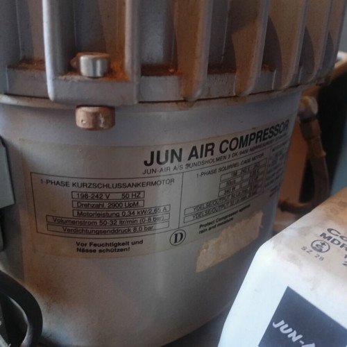 Jun-Air 6-15 Silent Professional Air Compressor 8 bar used