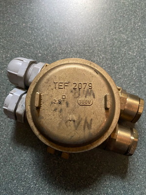 Ship bronze distribution box like new