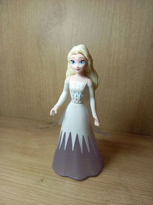 Disney Frozen 2 φιγούρα της Έλσα, 13 εκ.