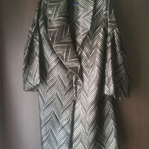 Women's coat new, black with silver details, size L