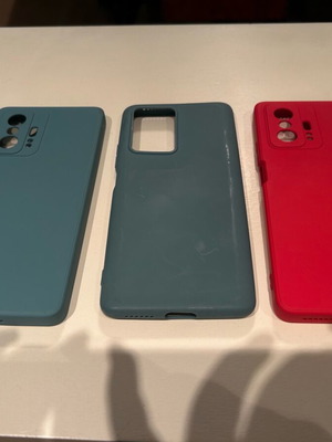Xiaomi 11T phone cases like new, pack of 3