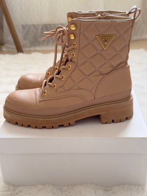 Guess μποτάκια nude δερμάτινα σαν καινούργια, μέγεθος 39, μπεζ