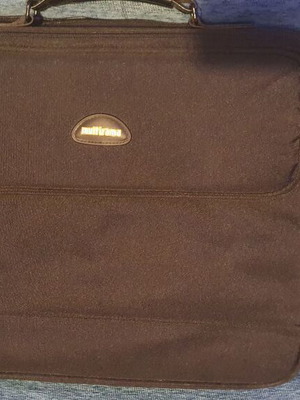 Τσάντα laptop χαρτοφύλακας Multirama 15.6" σαν καινούργια, μαύρη