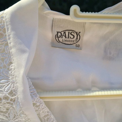 Daisy nightgown and robe set used, white, size XL