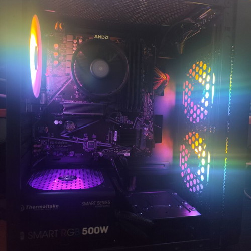 Office desktop PC with AMD Ryzen 5 3400G and 16GB RAM